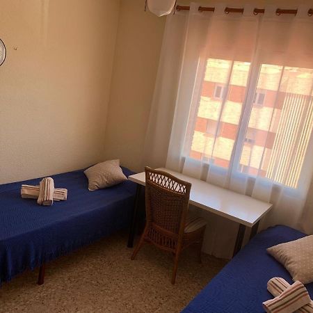 Cozy Room Guapo-Alicante Nearby The Beach And The Center Dış mekan fotoğraf