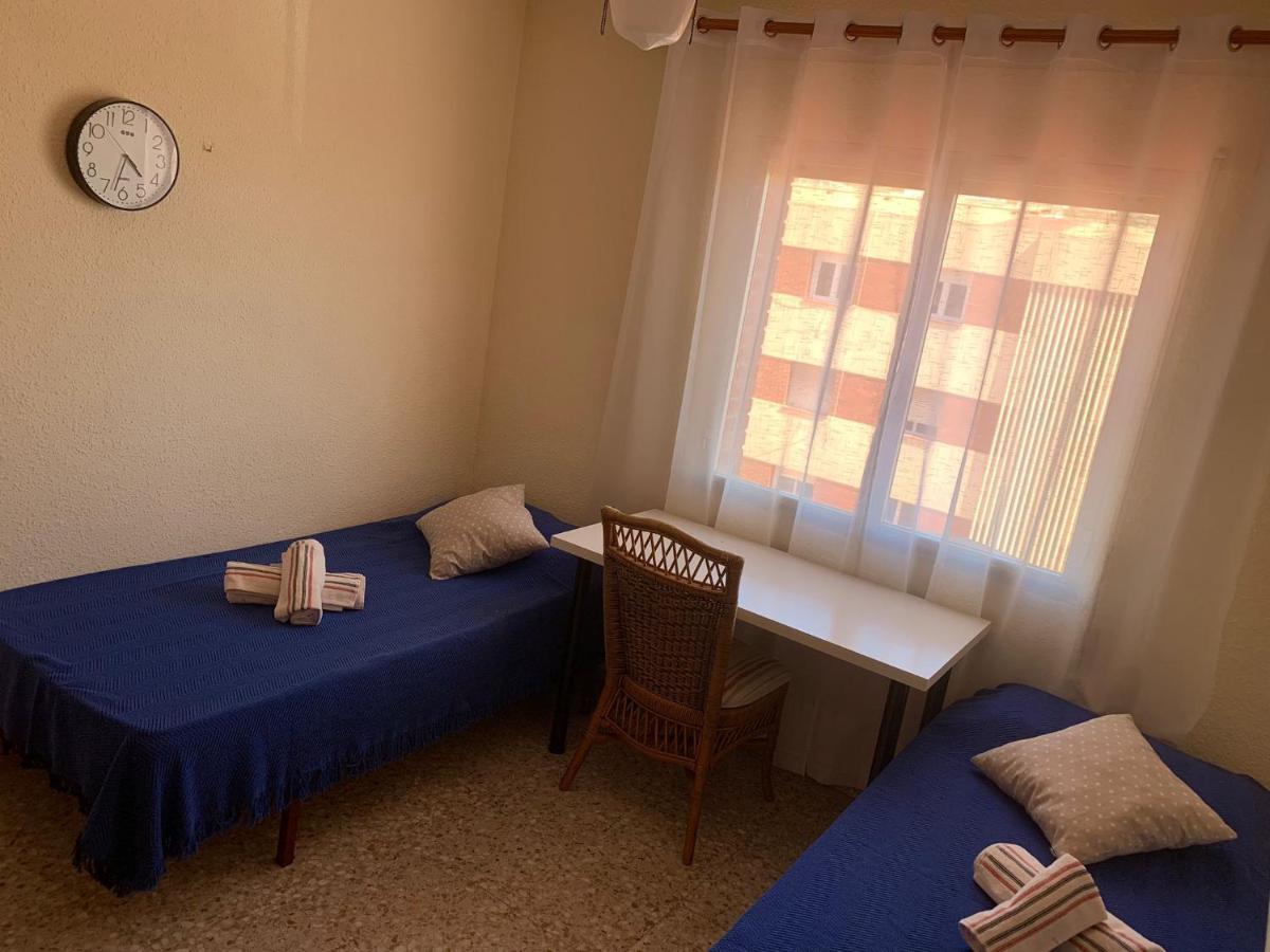 Cozy Room Guapo-Alicante Nearby The Beach And The Center Dış mekan fotoğraf