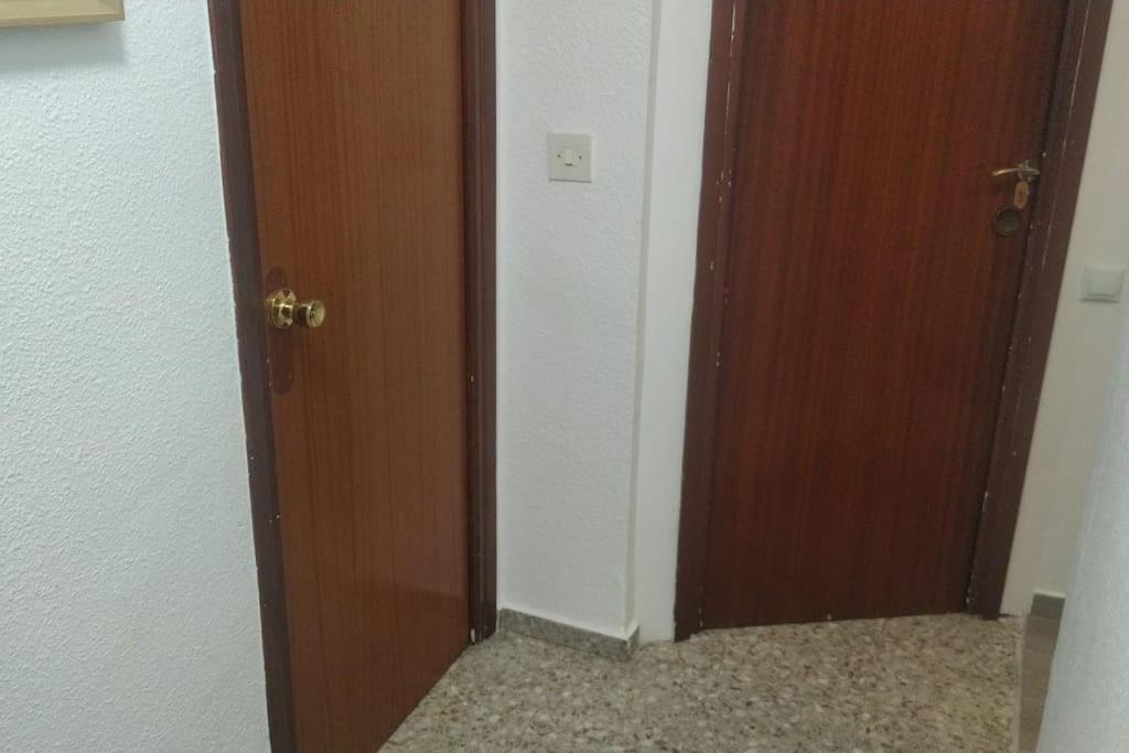Cozy Room Guapo-Alicante Nearby The Beach And The Center Dış mekan fotoğraf
